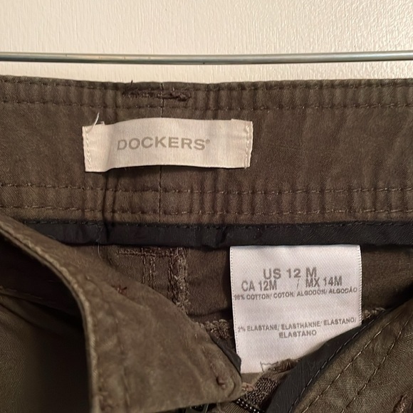 Dockers size 12 women’s straight leg pants. Front and back pockets. Olive - Picture 2 of 4